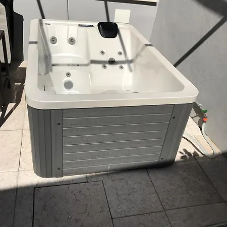 Borgoloco Luxury Flat With Jacuzzi דירה ונציה