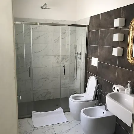 Borgoloco Luxury Flat With Jacuzzi דירה